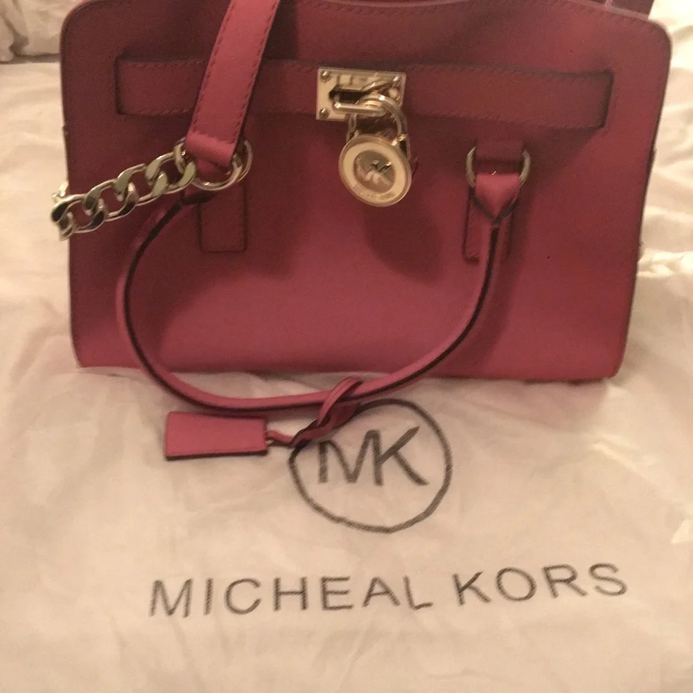 Michael Kors Sm Hamilton in Gorgeous Watermelon